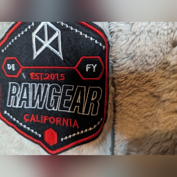 SOLD******And Raw Gear Fleece Zip Up Jacket Silver Cloud NWT size small - Picture 3 of 5